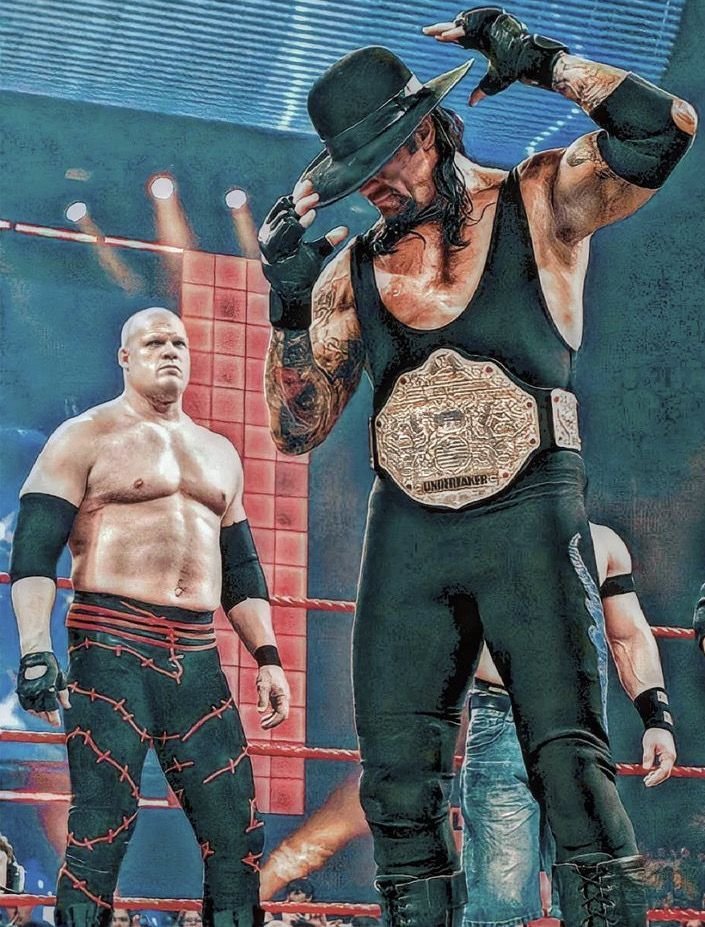 “World Heavyweight Power ⚡ Undertaker vs Big Show – A Chilling Moment from 2010”