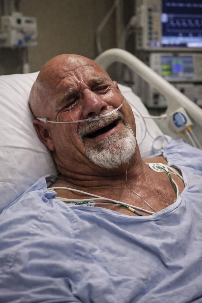 Breaking News: Tears of Power Bill Goldberg, the unstoppable warrior, holds a moment of silence in his hospital bed. Behind every moment is a deeply felt human heart.