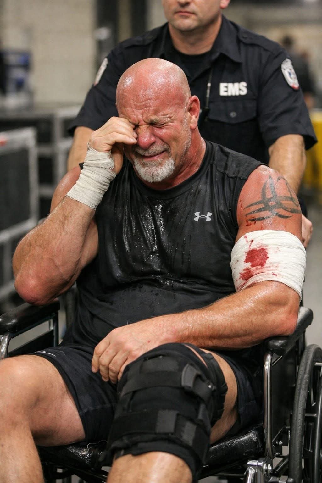 The unstoppable warrior now sits in silence… Bill Goldberg, a symbol of power and dominance, faces his most painful battle yet. Tears replace triumph, and scars tell the story of sacrifice.
