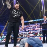 Roman Reigns stands tall in the ring, if you are a real Roman Reigns fans 🙏❤️ send a star 🎁 gift, like, comment, share,  follow the page and subscribe 🙏🙏🙏for more WWE action!